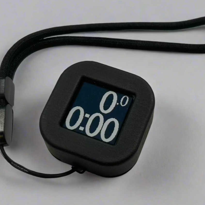 Splitscreen rowing GPS performance monitor computer rate meter.