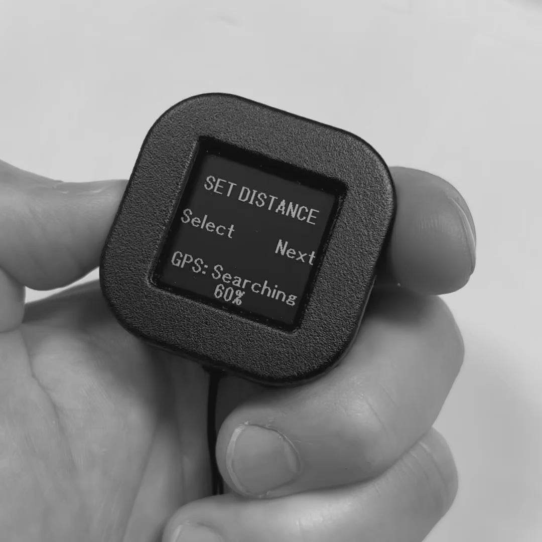 Splitscreen rowing GPS performance monitor computer rate meter. Set Distance