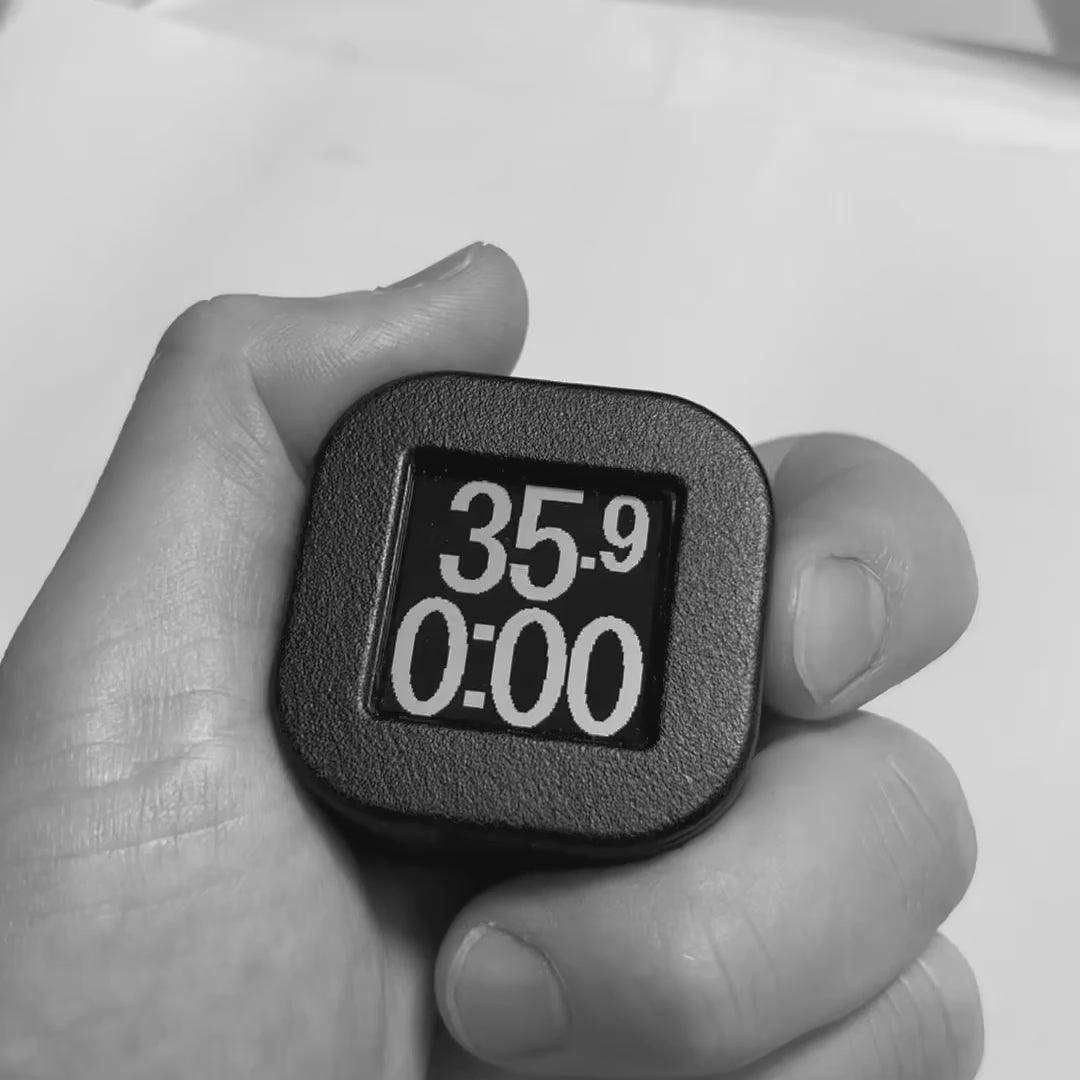 Splitscreen rowing GPS performance monitor computer rate meter. View data